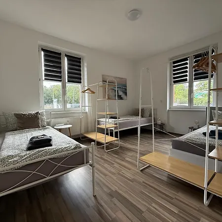 Monteurwohnung Oskar06 *